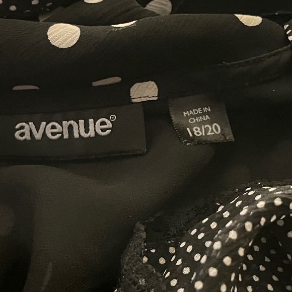 Avenue ~Black and White Polka Dot Blouse~ 18/20 - Picture 5 of 9
